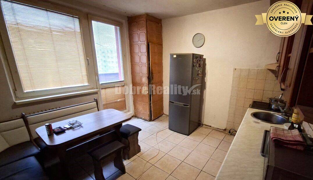 Trojizbový byt v Seredi na PREDAJ