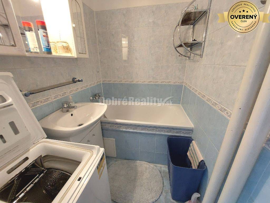 PRENÁJOM: 3 IZBOVÝ BYT S LOGGIOU V TOP LOKALITE, ŠVERMOVA ULICA