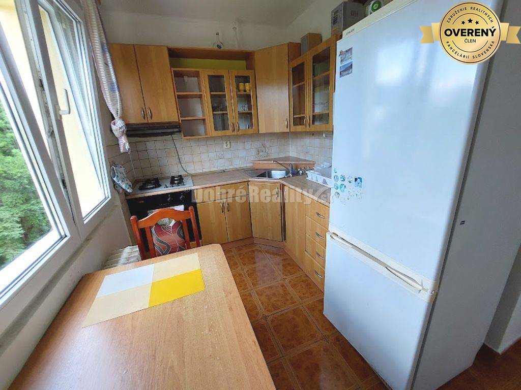 PRENÁJOM: 3 IZBOVÝ BYT S LOGGIOU V TOP LOKALITE, ŠVERMOVA ULICA