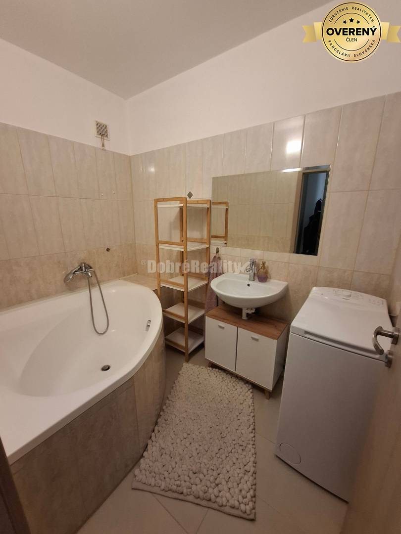 Iba u nás prenájom krásneho 2 izb bytu v centre mesta