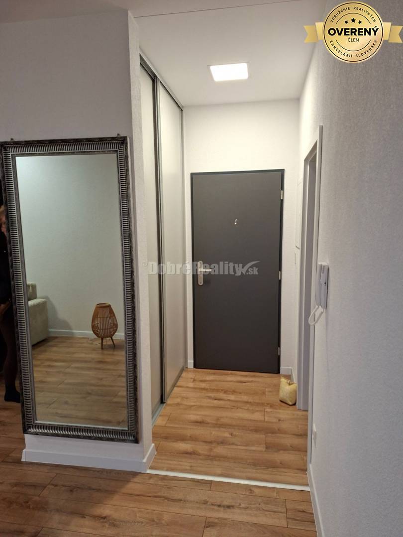 DOBRÉ REALITY-Krásny 2-i. byt na prenájom v novostavbe Lúčky, Prievidz