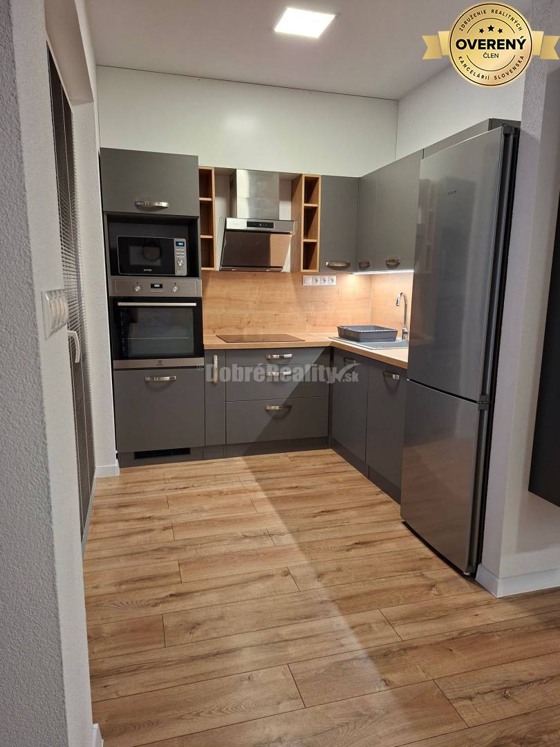 DOBRÉ REALITY-Krásny 2-i. byt na prenájom v novostavbe Lúčky, Prievidz