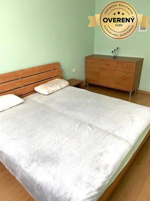PRENÁJOM: KRÁSNY, ZARIADENÝ 2 IZBOVÝ BYT BEZ BALKÓNA