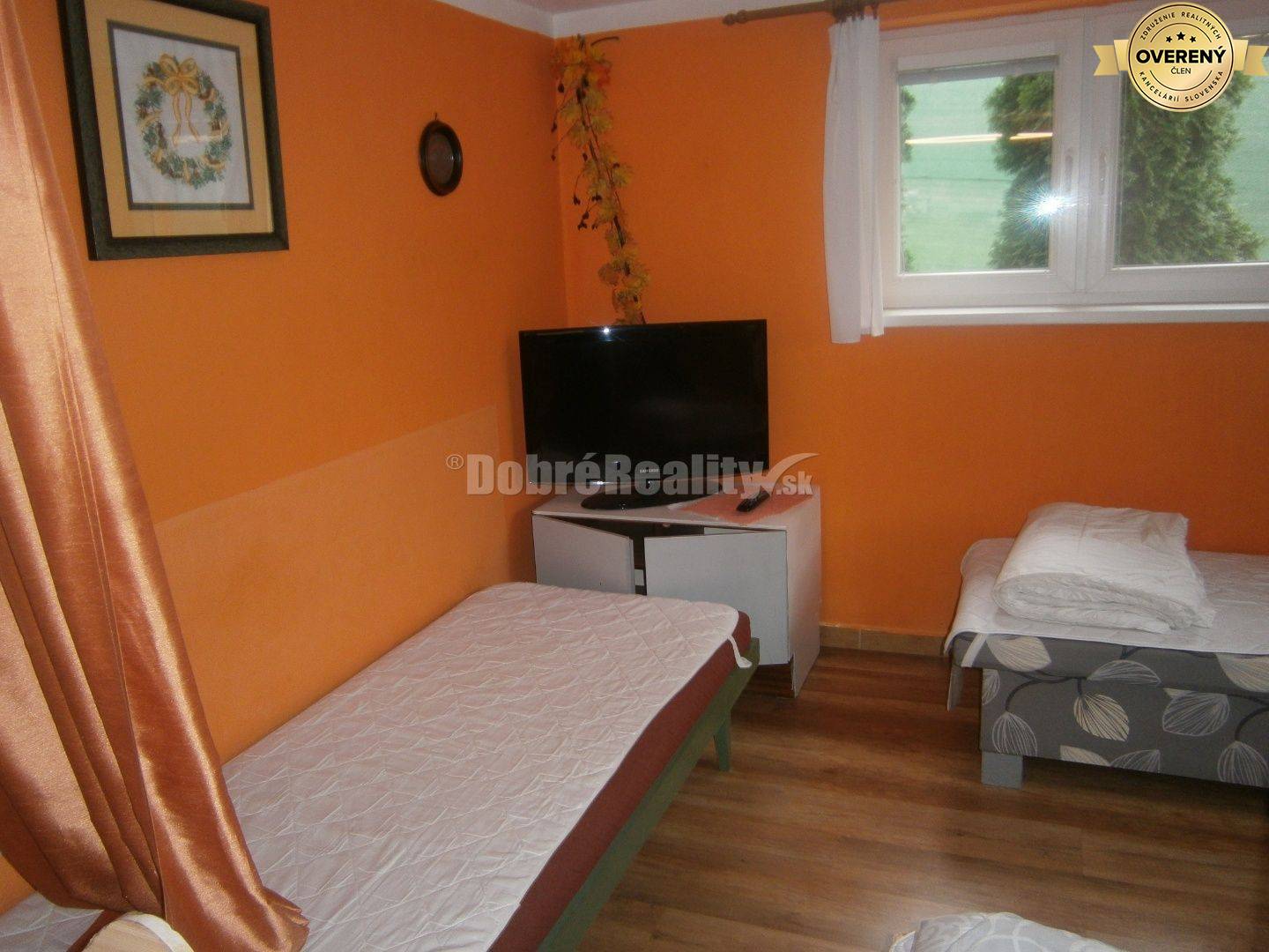 TOP: na predaj penzión v obci Podhájska !