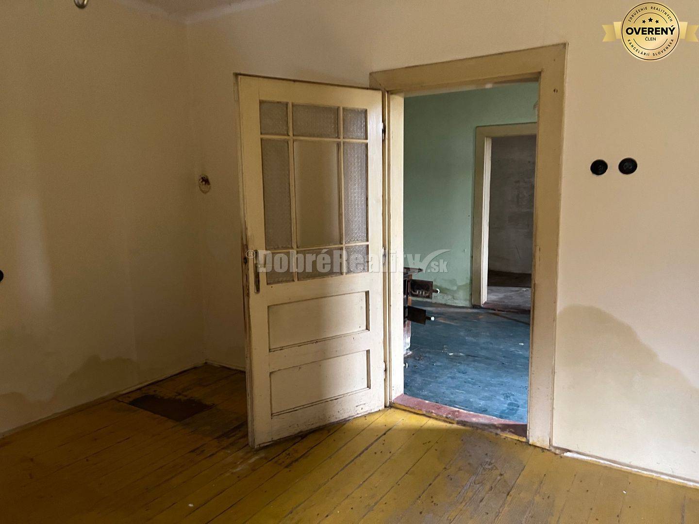 Na predaj vidiecka chalupa .