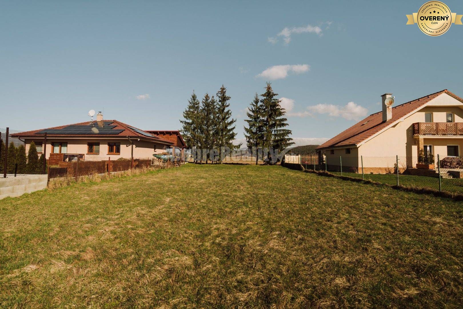 PREDAJ: Pozemok pre výstavbu rodinného domu vo Veľkej Lúke, 593 m2, ok