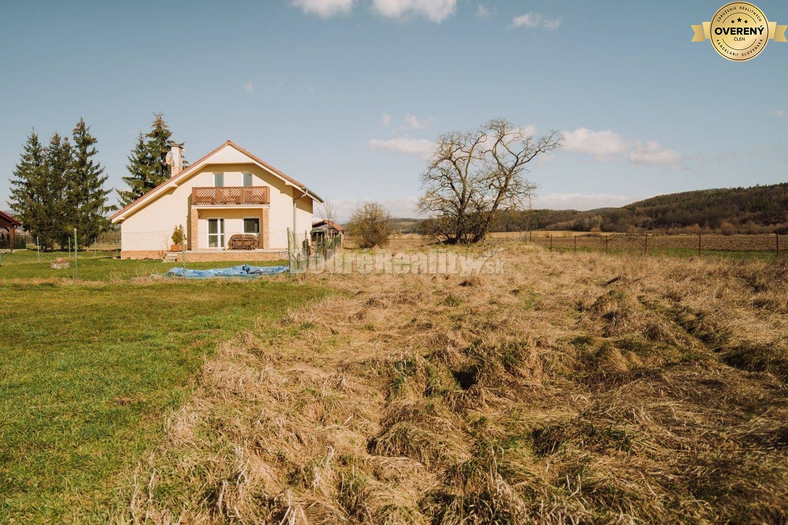 PREDAJ: Pozemok pre výstavbu rodinného domu, 885 m2, Veľká Lúka, okres