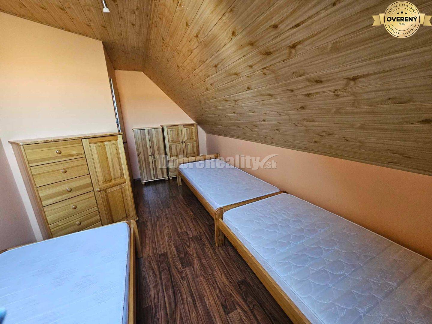 RD / Chalupa v obci Malá LEHOTA v prekrásnom prostredí na pozemku 556m