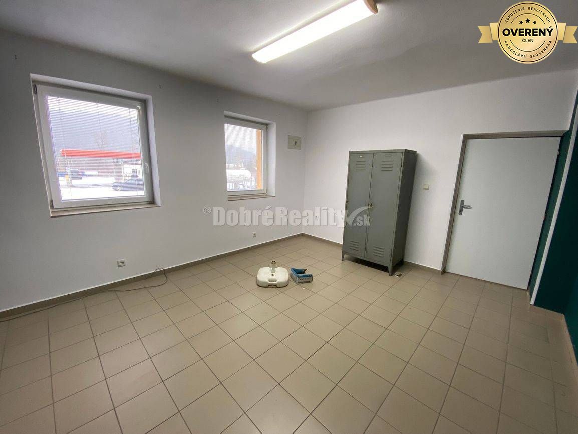 Na prenájom rôzne lukratívne komerčné priestory v multifunkčnom areáli