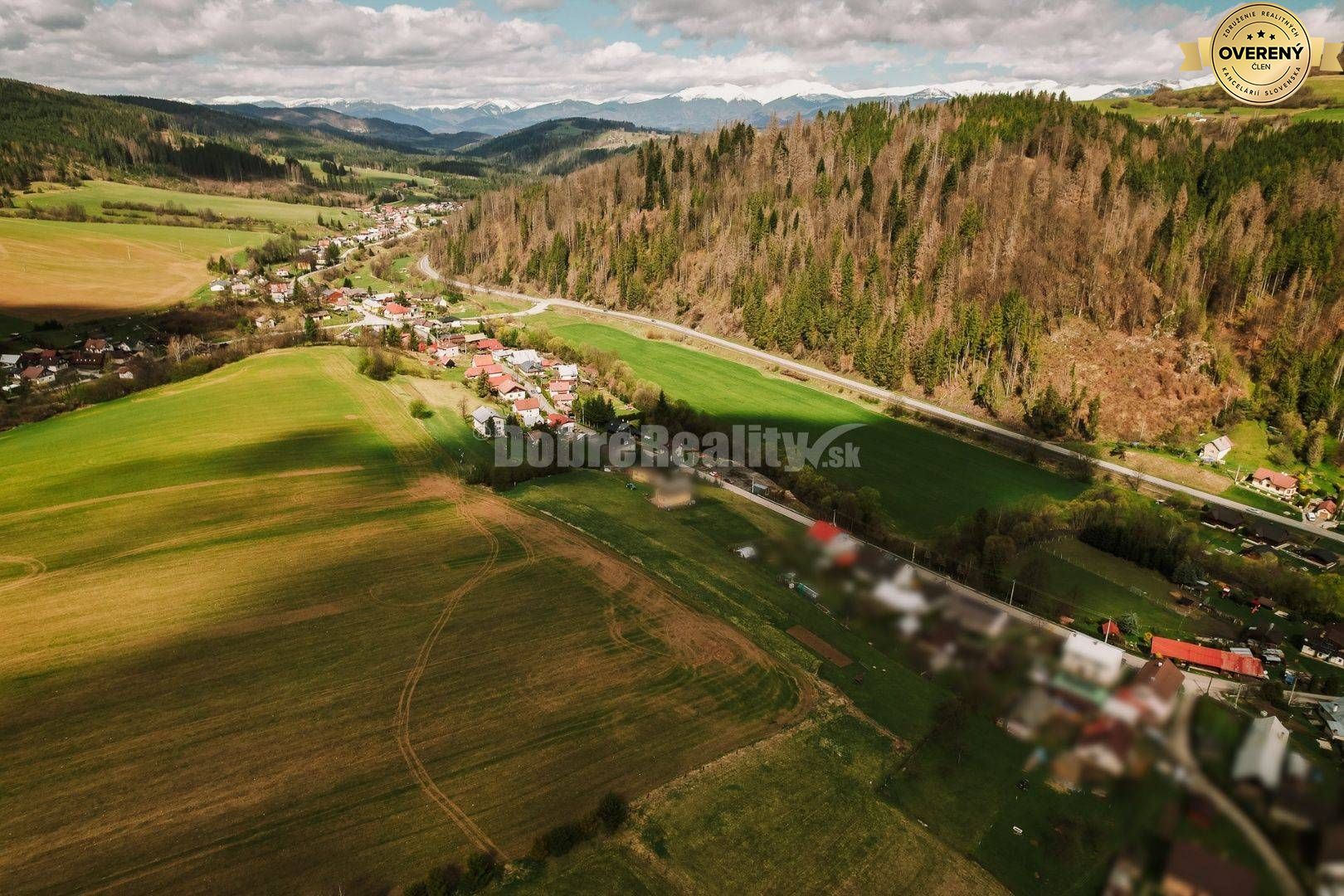 Rozľahlý pozemok pre rodinný dom, 2986 m2, Čierny Balog