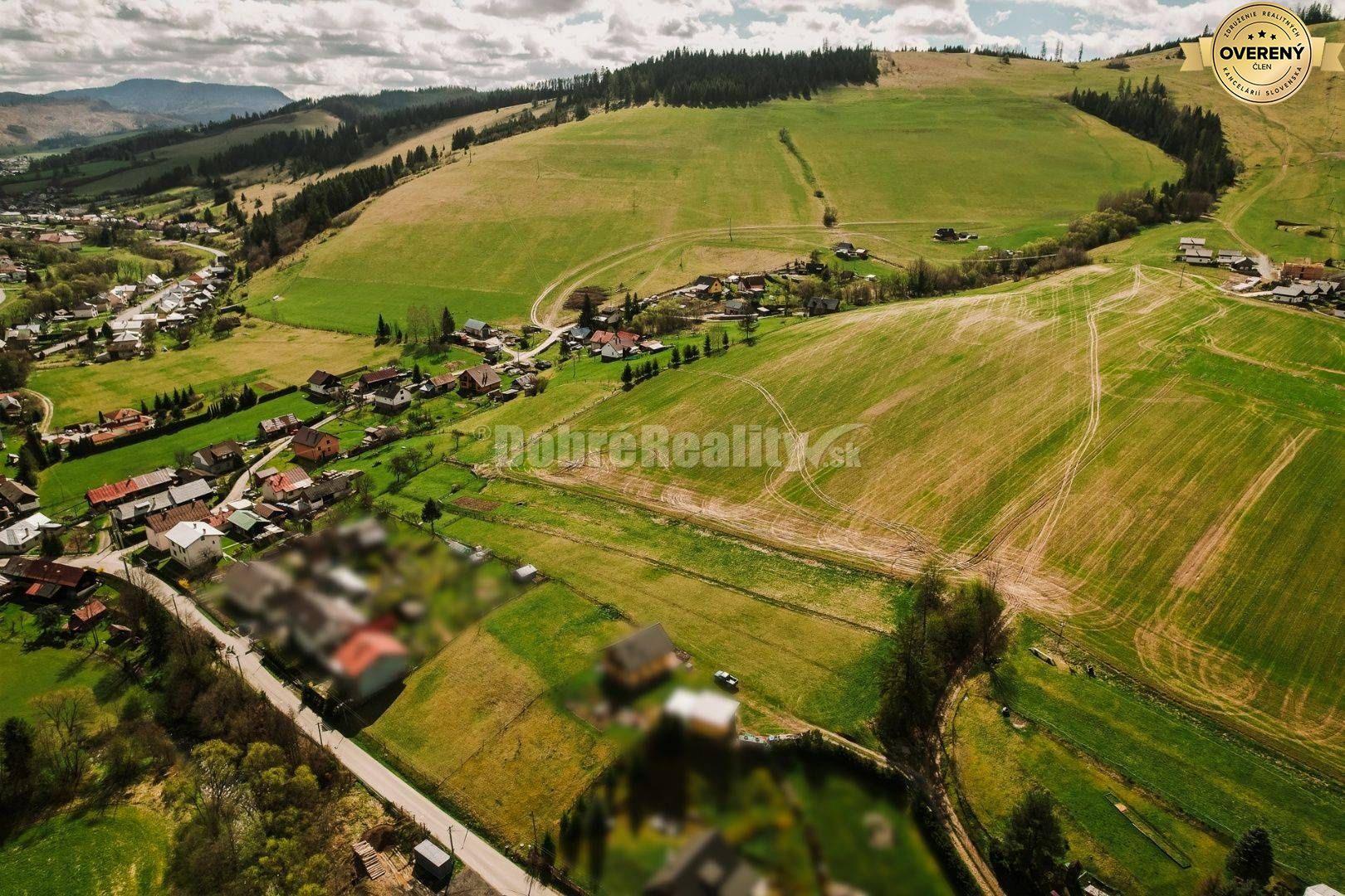 Rozľahlý pozemok pre rodinný dom, 2986 m2, Čierny Balog
