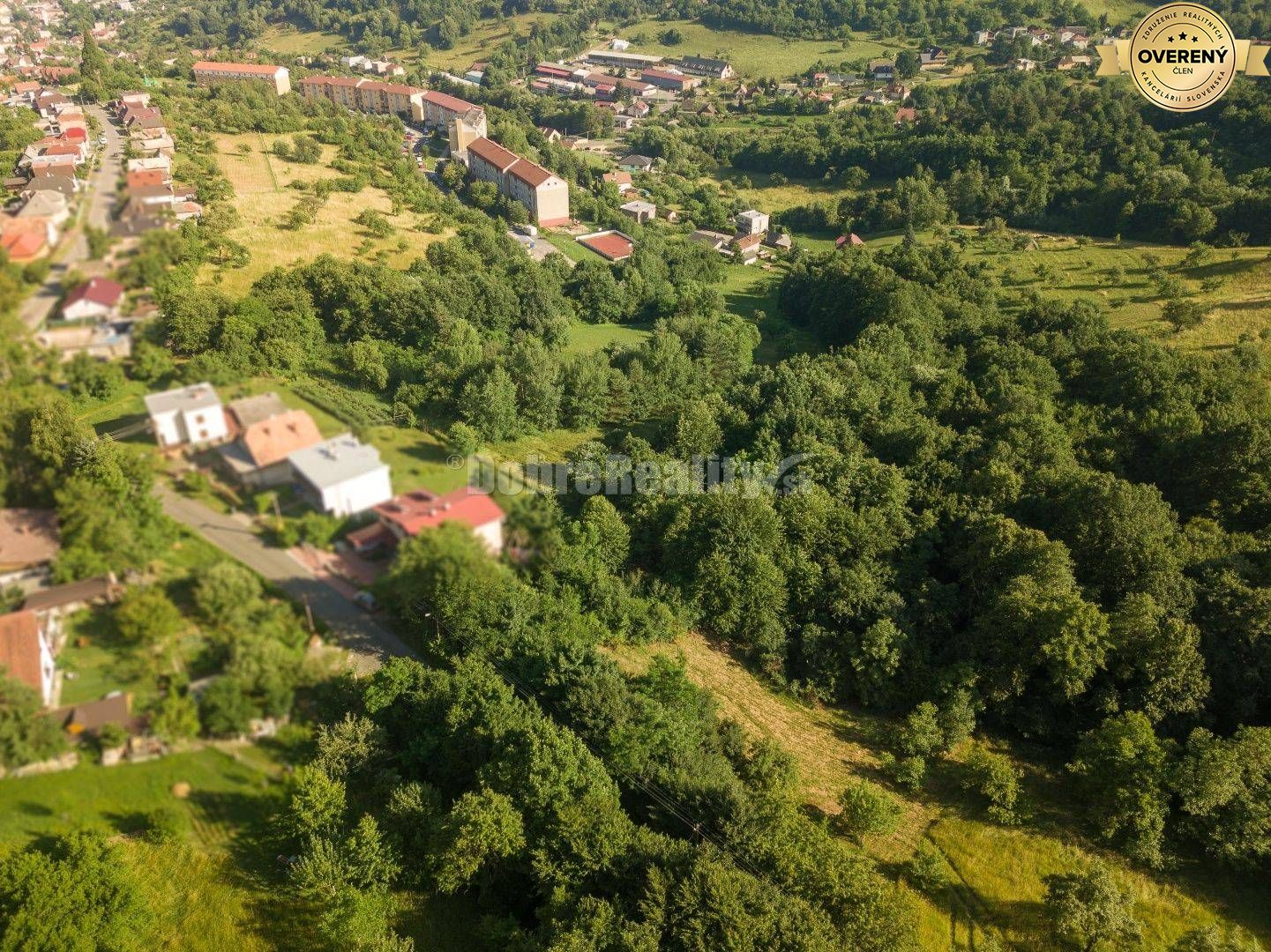 Pozemok pre výstavbu rodinného domu s architektonickou štúdiou, 820 m2