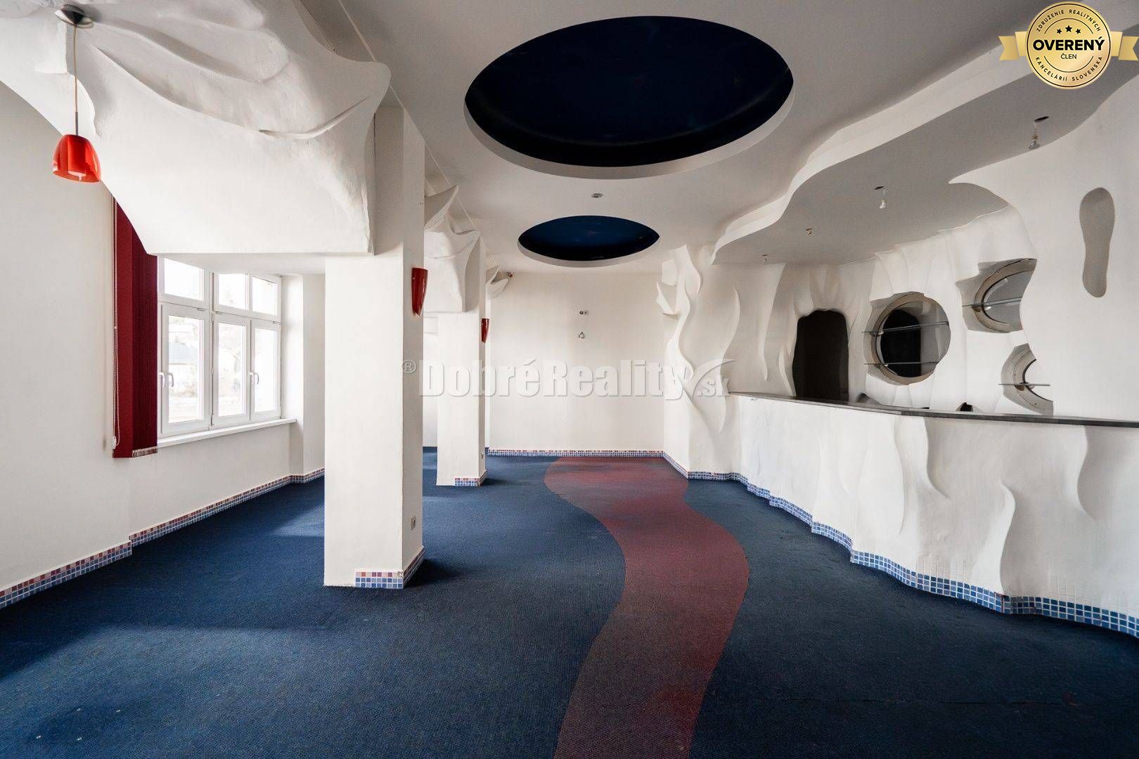 Prevádzkový priestor so samostatným vstupom, 262 m2, Brezno