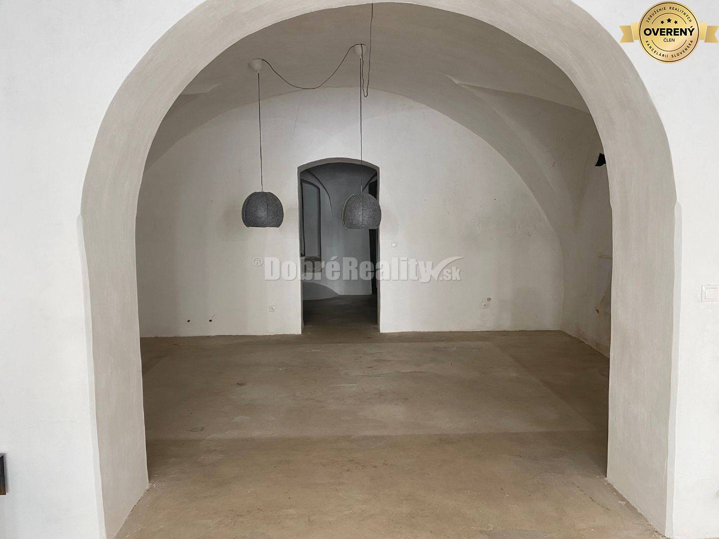 Na prenájom obchodný priestor v historickom centre mesta Banská Štiavn