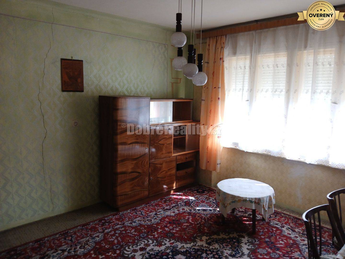 DOBRÉ REALITY - Vidiecky dom s veľkou záhradou v obci Farna (okr. Lev