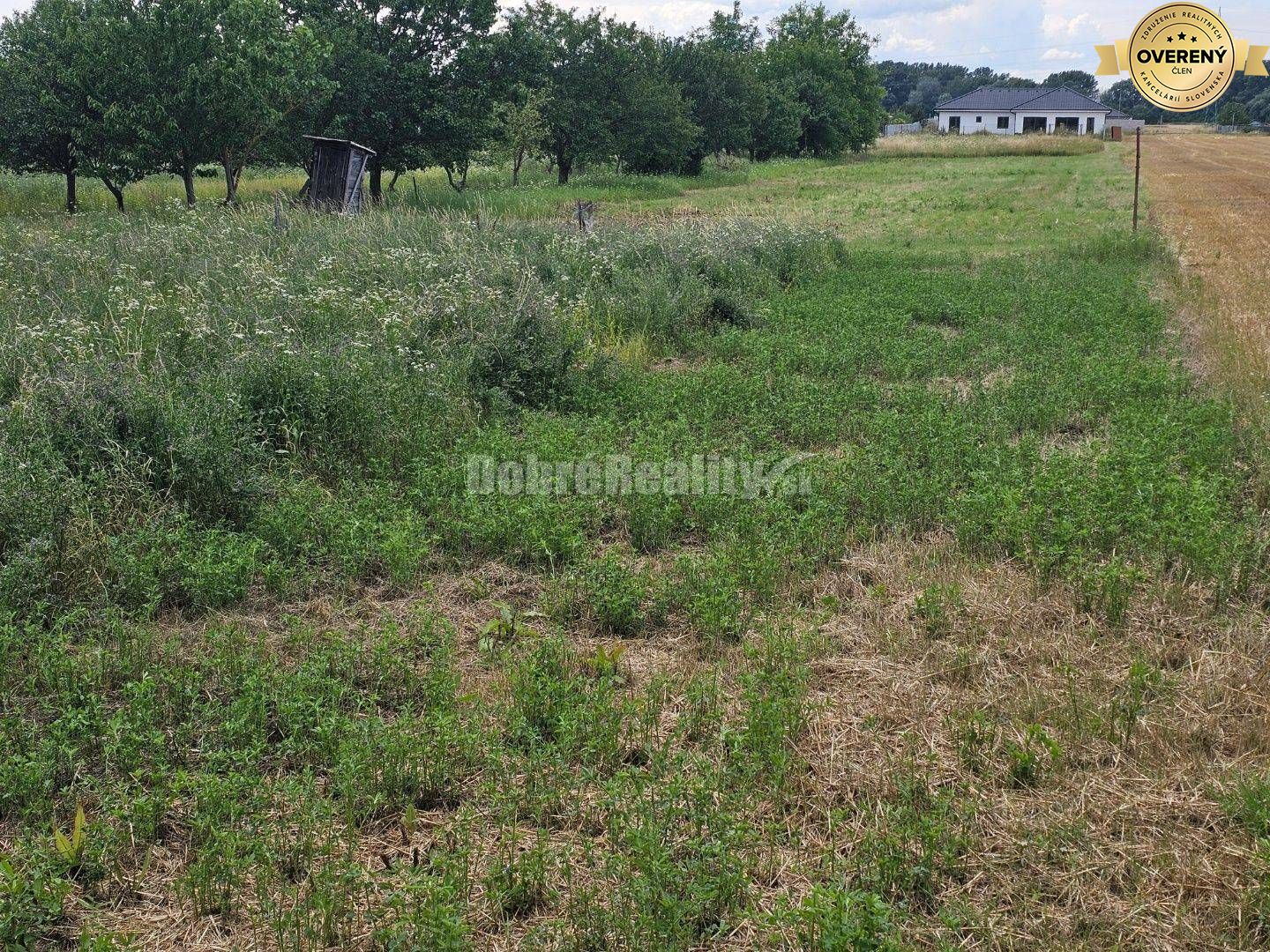 Pozemok v Sokolovciach pod lesom 1473m2 – tiché prostredie - vyjadreni