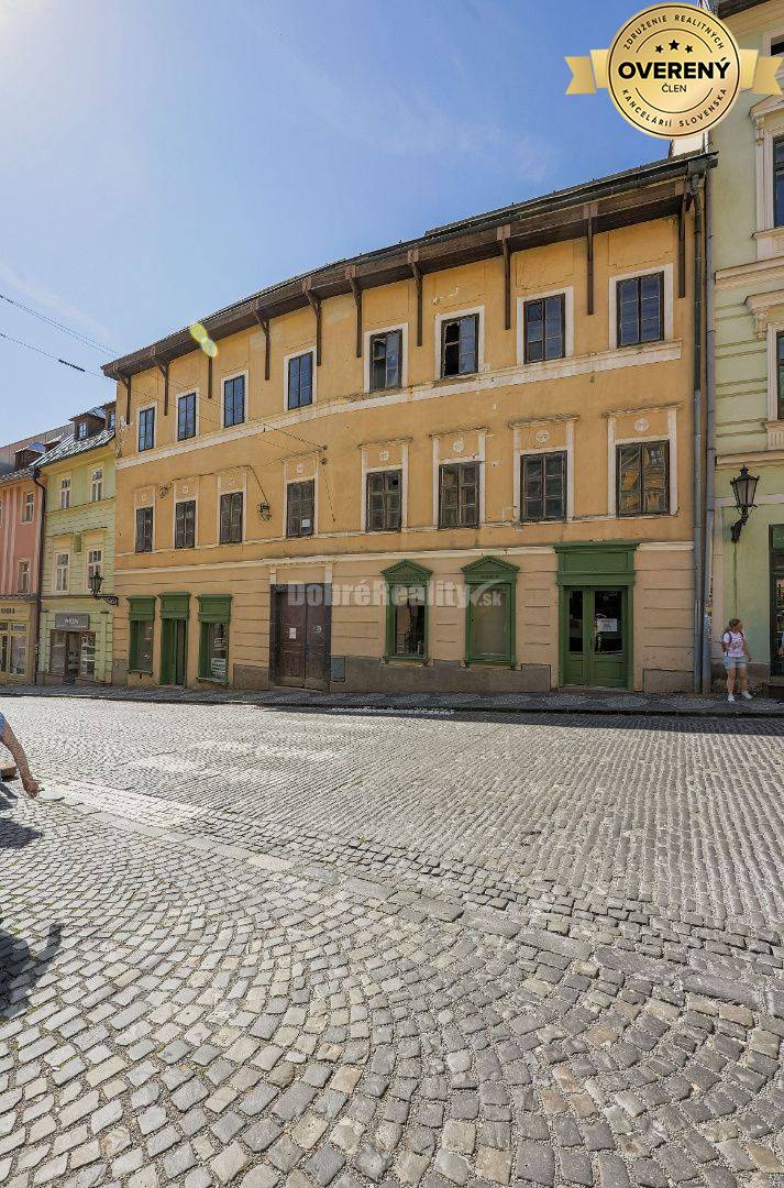PREDAJ - investičná príležitosť - historocká budova Banská Štiavnica -