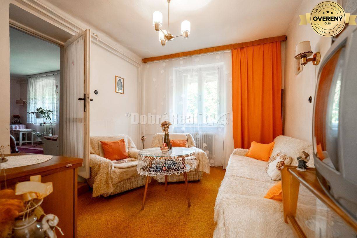 REZERVOVANÝ: Pôvodný starohorský dom pod lesom, 154 m2, Staré Hory - N