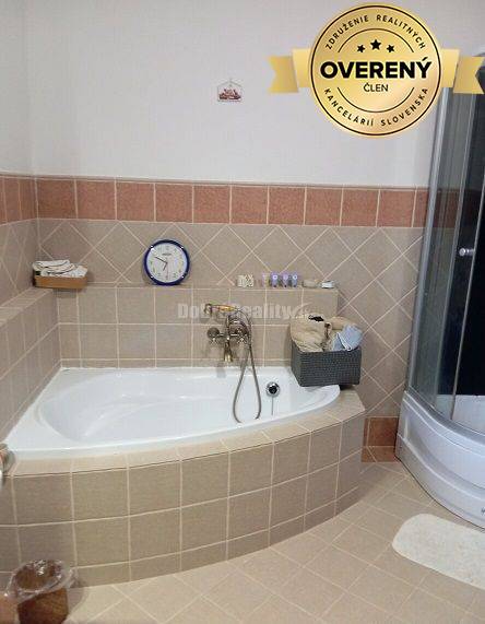 DOBRÉ REALITY - Predávame 5-izbový rodinný dom v Bajči