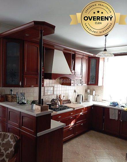 DOBRÉ REALITY - Predávame 5-izbový rodinný dom v Bajči