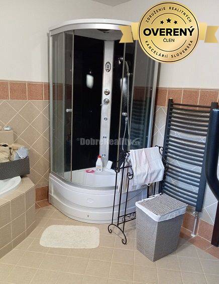 DOBRÉ REALITY - Predávame 5-izbový rodinný dom v Bajči