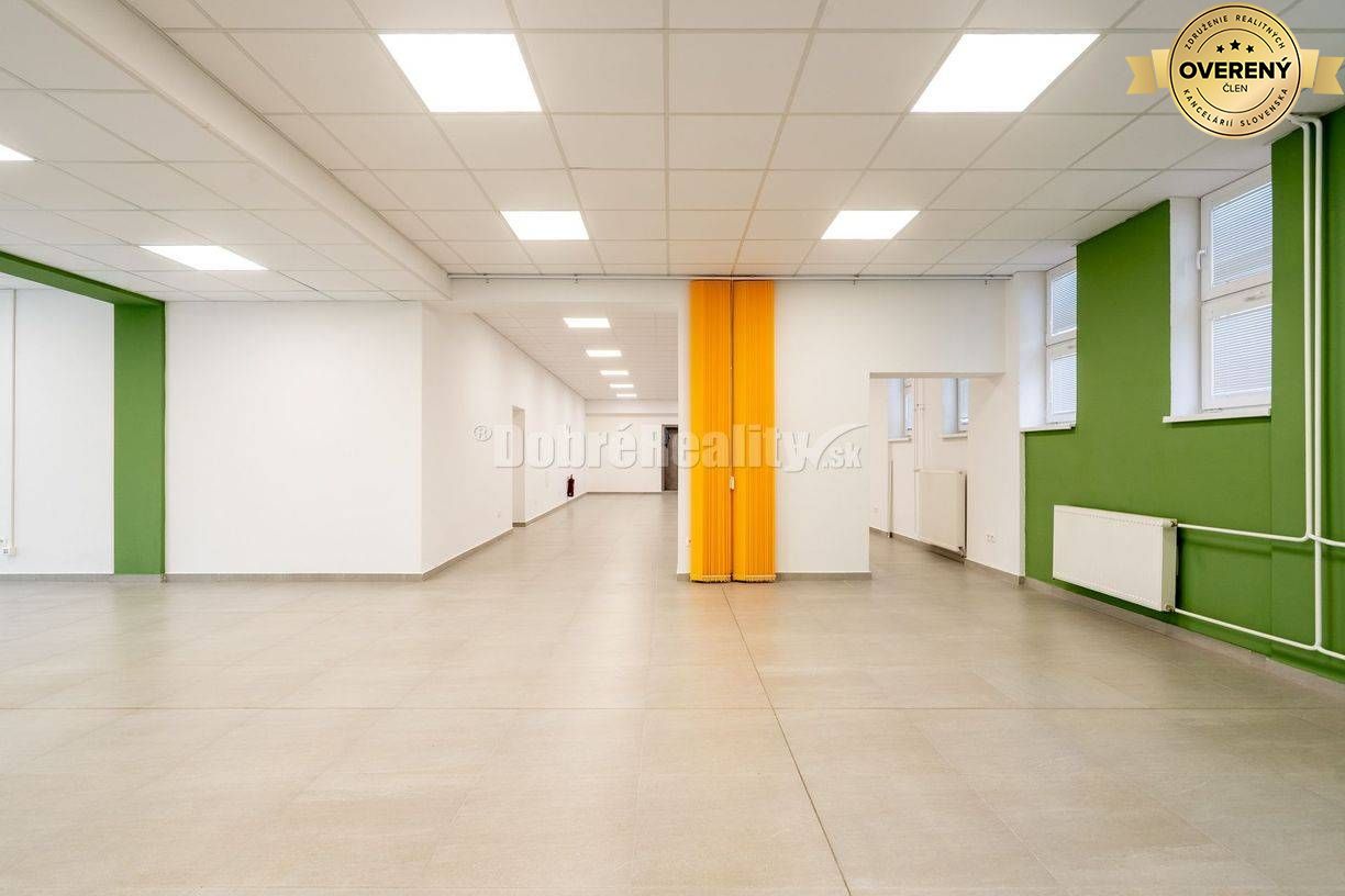 Obchodný (administratívny) priestor 24/7, 173 m2, Zvolenská cesta