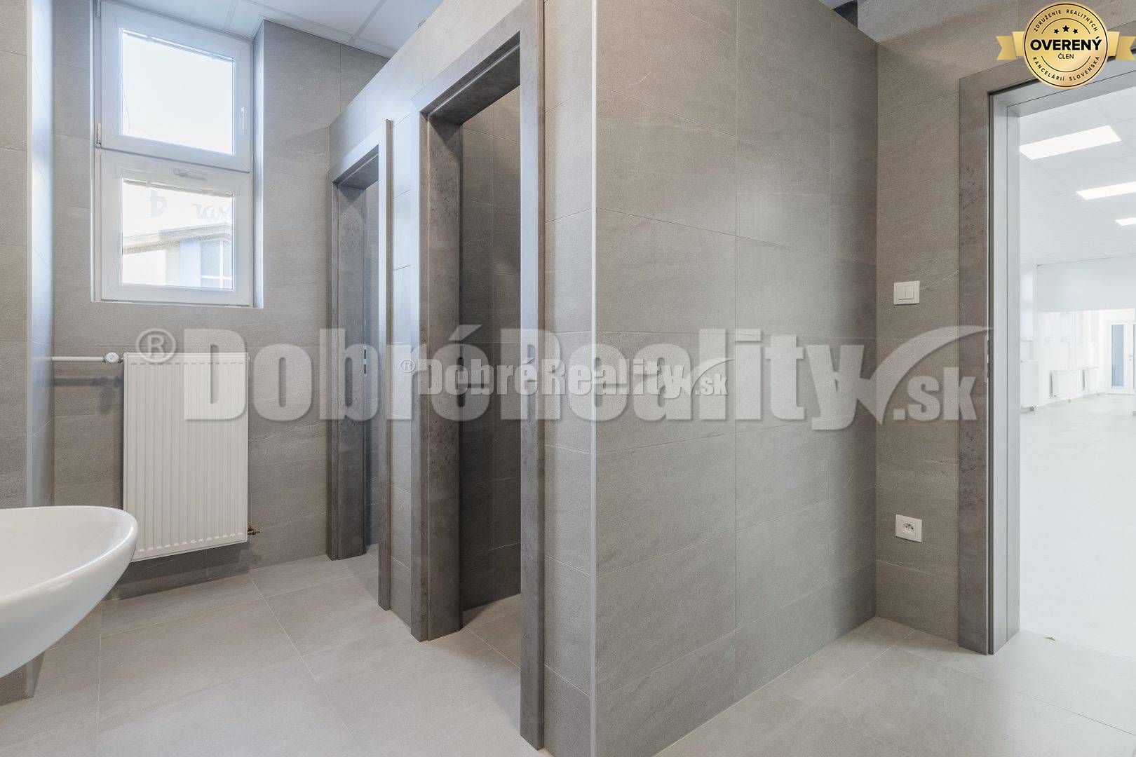 Obchodný (administratívny) priestor 24/7, 173 m2, Zvolenská cesta