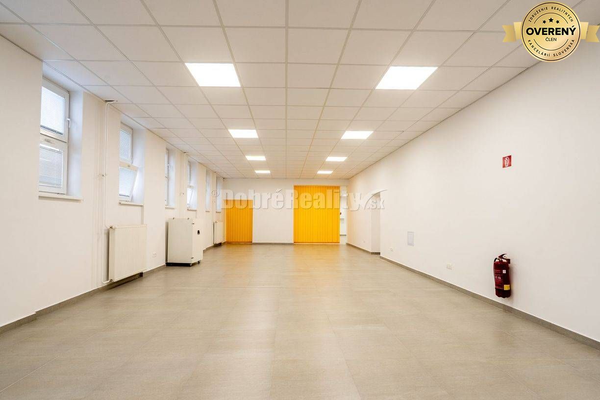 Obchodný (administratívny) priestor 24/7, 173 m2, Zvolenská cesta
