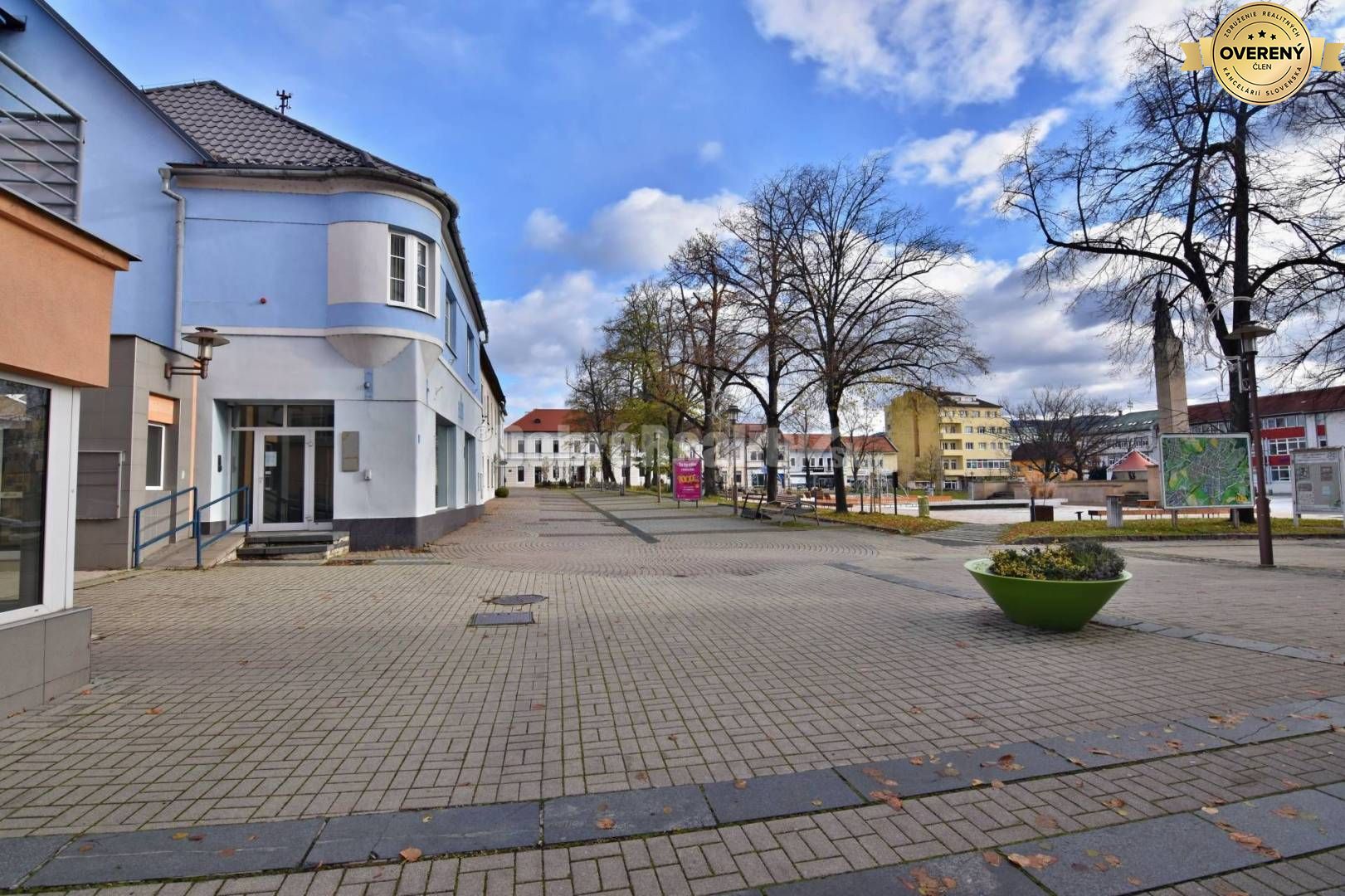 DOBRÉ REALITY - Prevádzkové a obchodné priestory, Námestie Prievidza