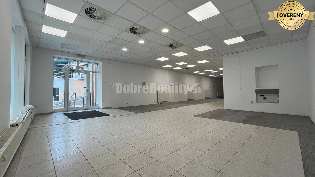 DOBRÉ REALITY - Prevádzkové a obchodné priestory, Námestie Prievidza