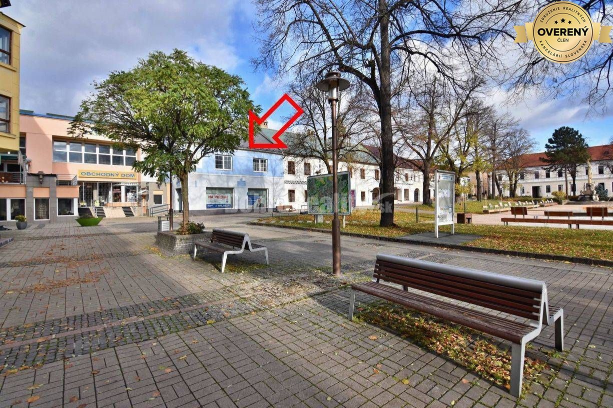 DOBRÉ REALITY - Prevádzkové a obchodné priestory, Námestie Prievidza