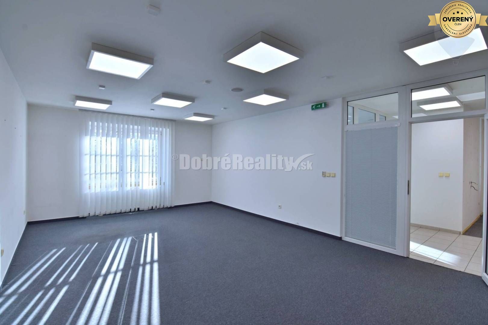 DOBRÉ REALITY - Prevádzkové a obchodné priestory, Námestie Prievidza