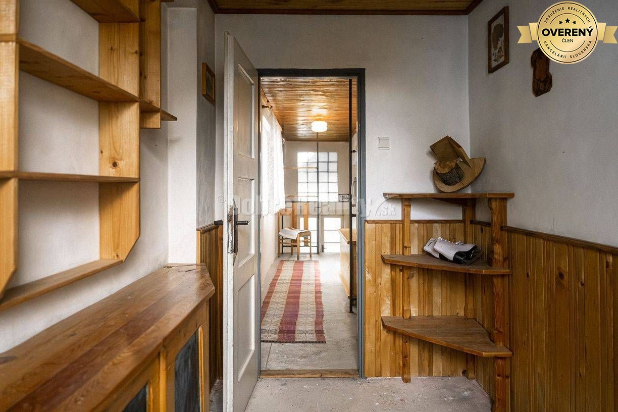 Gazdovský rodinný dom v tichej ulici, 123 m2, Polomka