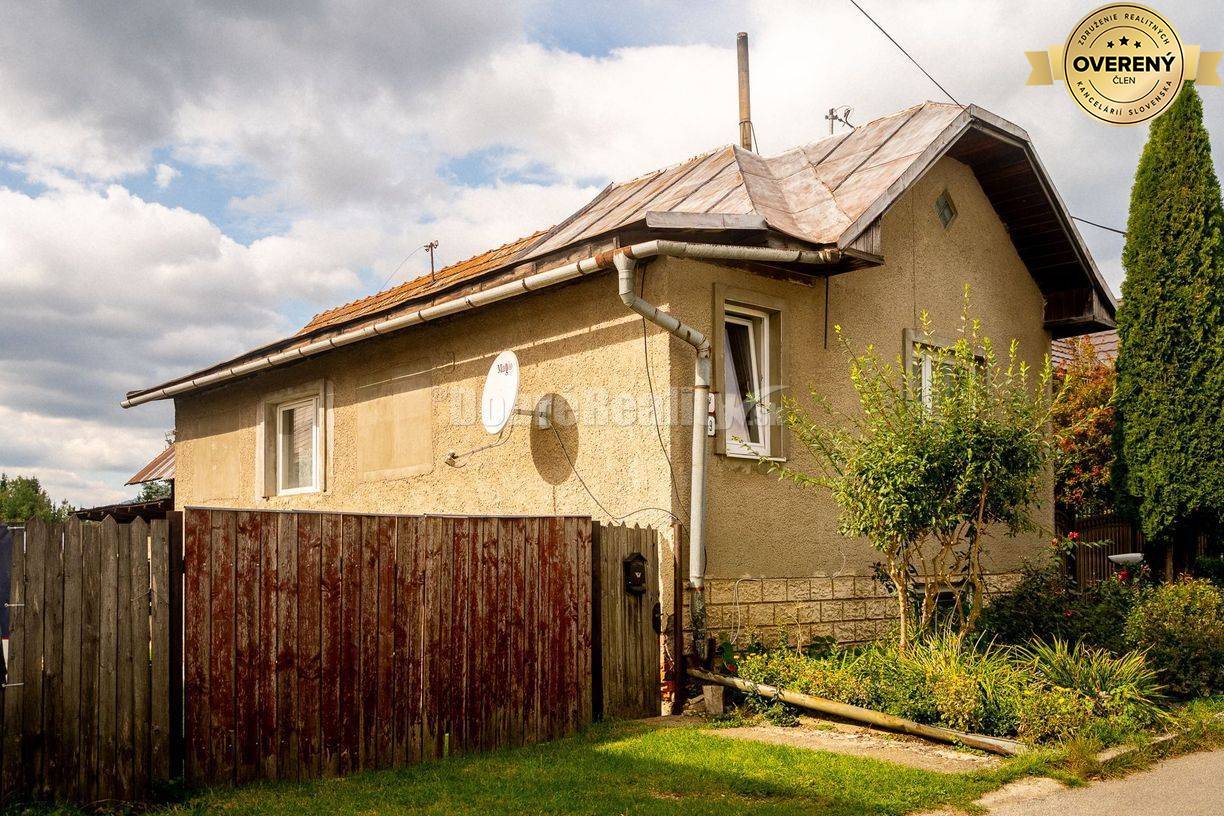 PREDAJ: 4 izbový gazdovský dom v tichej ulici, 136 m2, Polomka