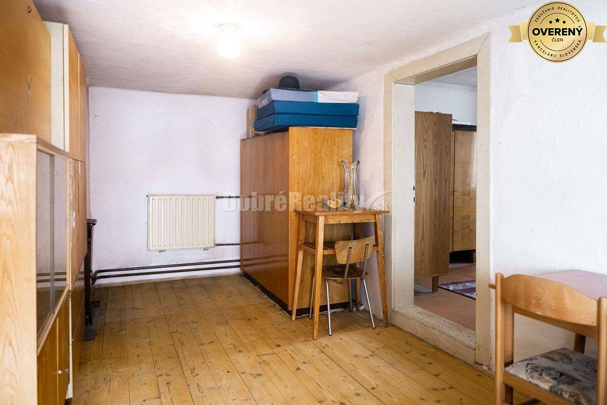 PREDAJ: 4 izbový gazdovský dom v tichej ulici, 136 m2, Polomka