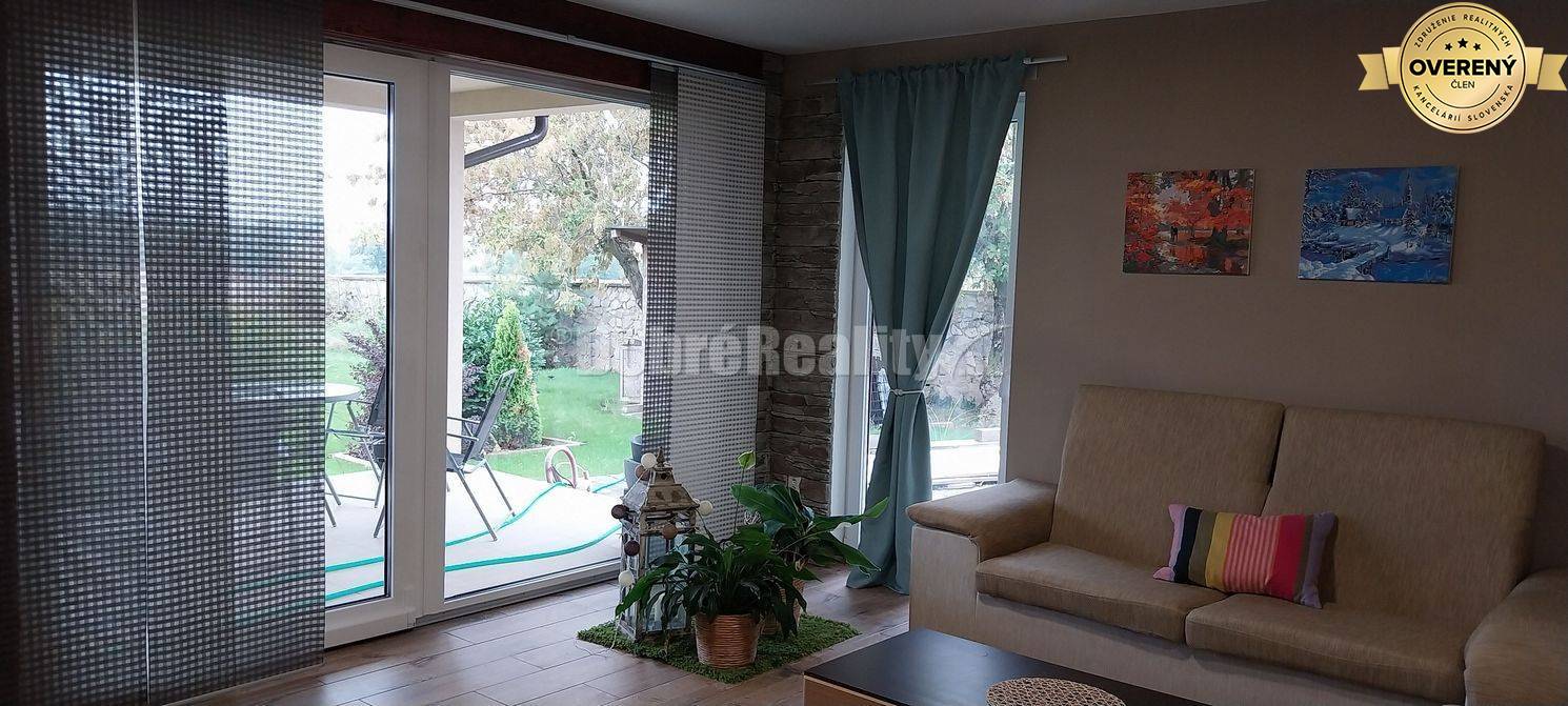 Na predaj moderný rodinný dom v tichej časti Beladíc – Pustý Chotár