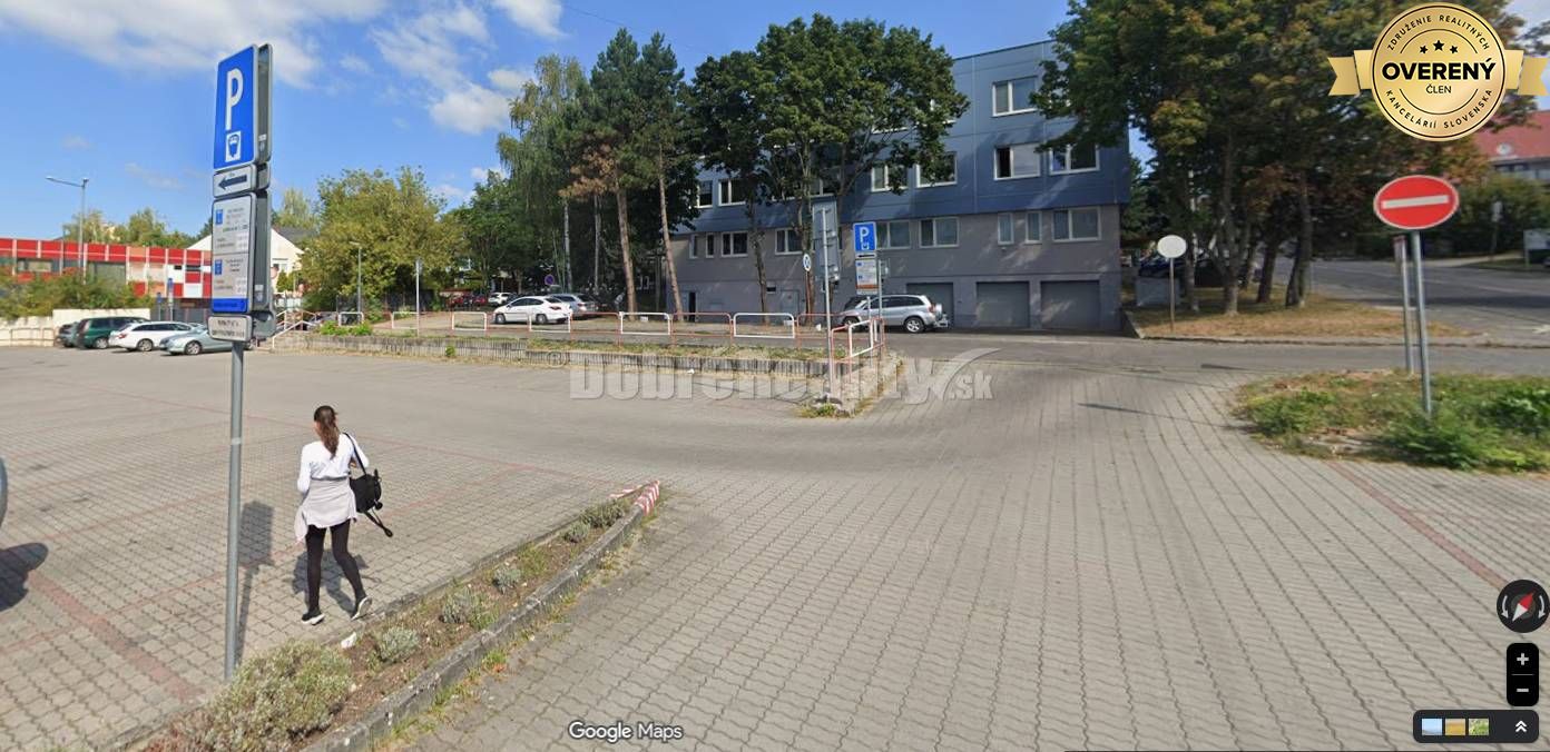 DOBRÉ REALITY - Kancelária na prenájom, 15 m2, budova Allianz, výhodne