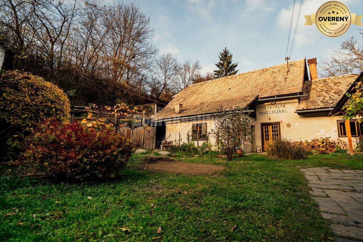 PREDAJ: Historický mlyn s náhonom, obytnou časťou a samostatným domom,