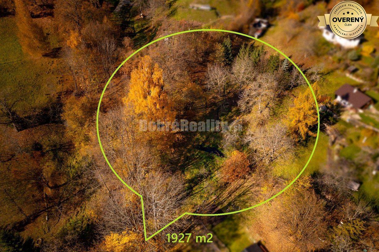 PREDAJ: Tajuplná záhrada s jazierkom a banským potôčikom, 1927 m2, Špa