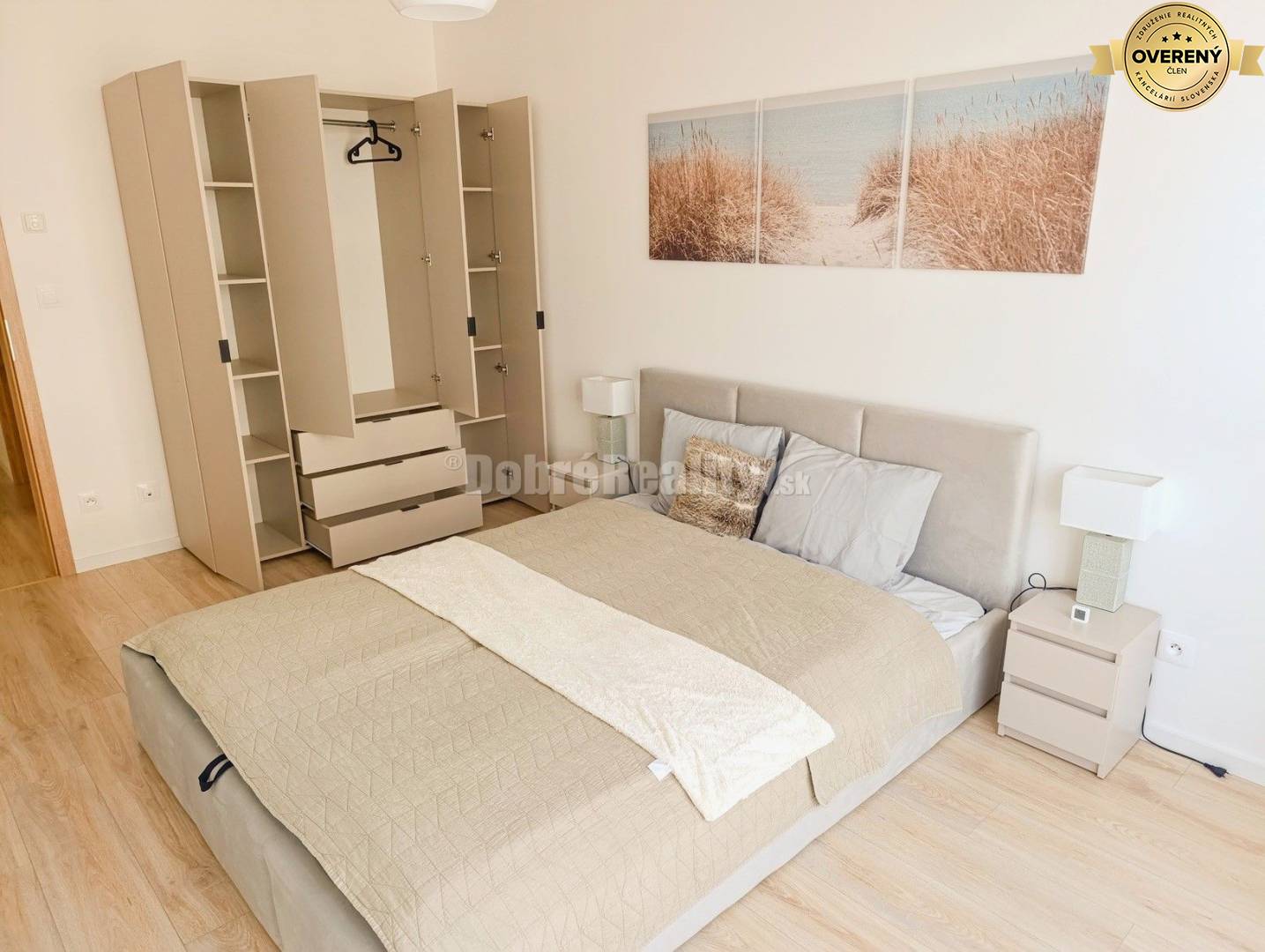 Príjemný dvojizbový byt v Seredi na PRENÁJOM