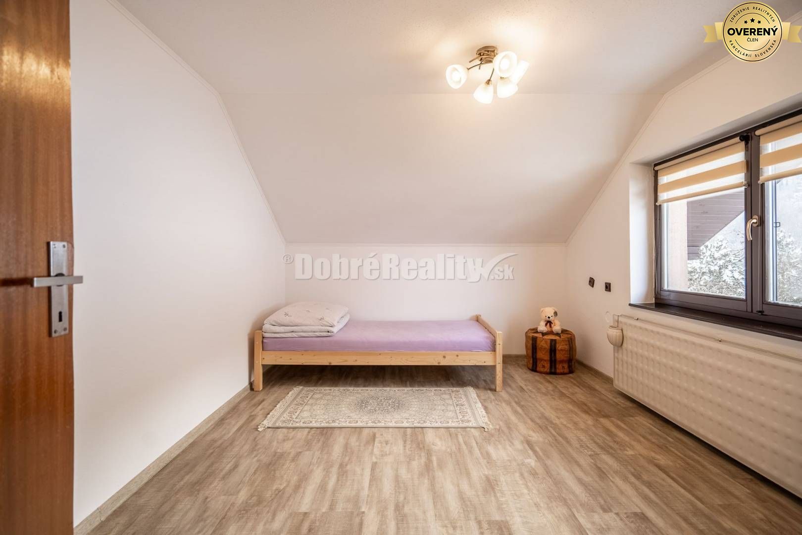 Dom so zimnou záhradou a obytnou prístavbou, 283 m2, Čierny Balog