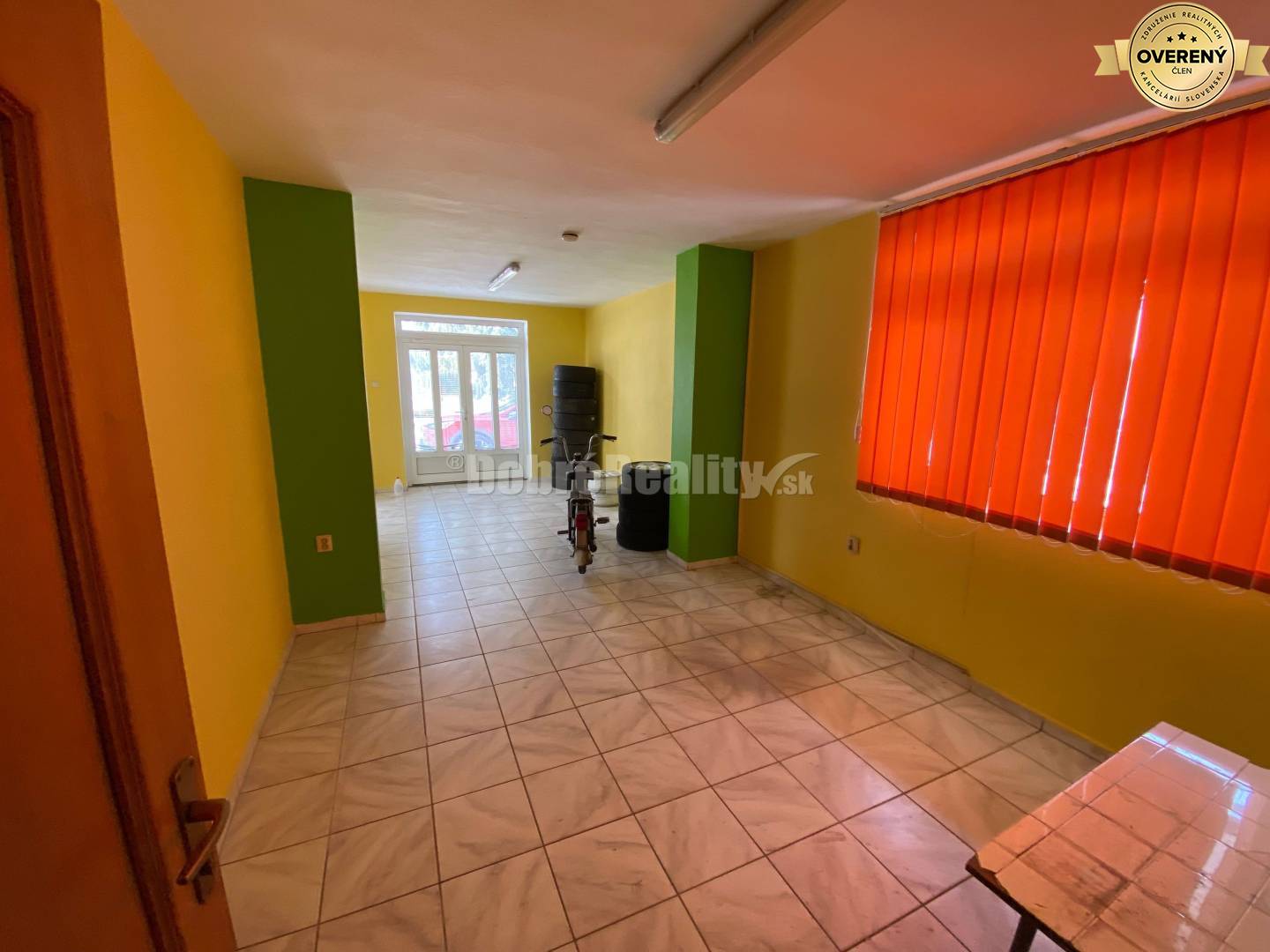 DOBRÉ REALITY ponúkajú na prenájom pekné komerčné priestory na obchod