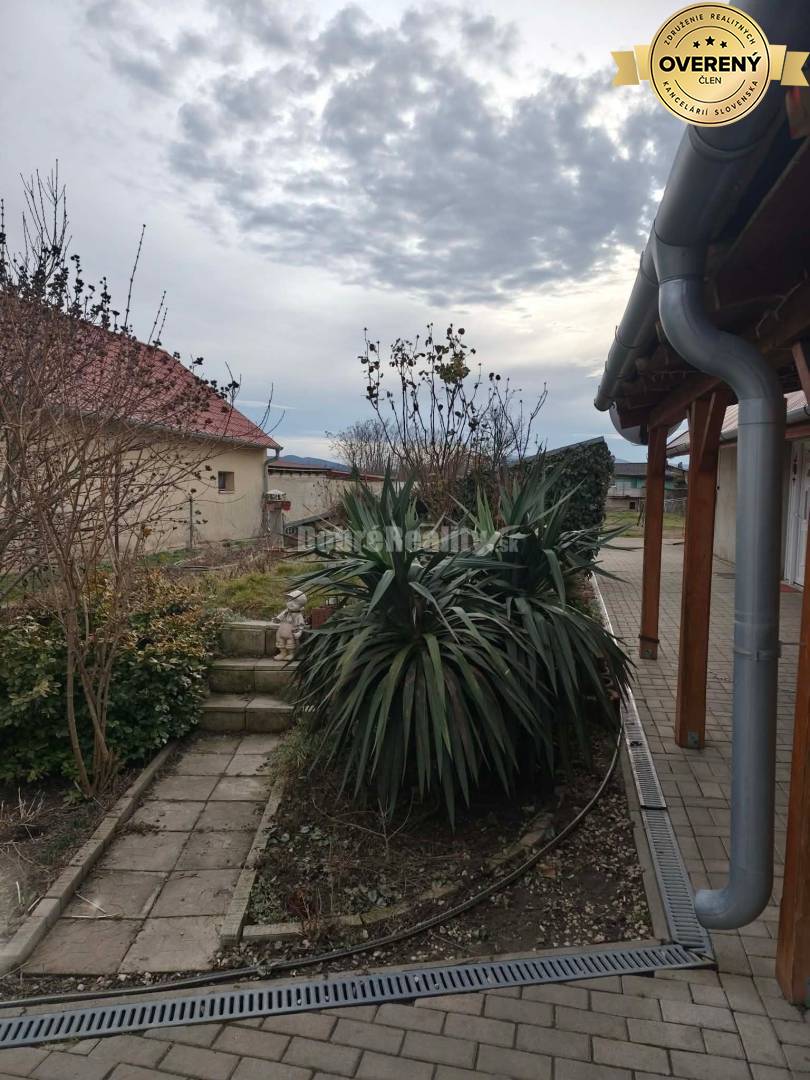 Ponúkame na predaj 3 -izb. rodinný dom po kompletnej rekonštrukcii v o