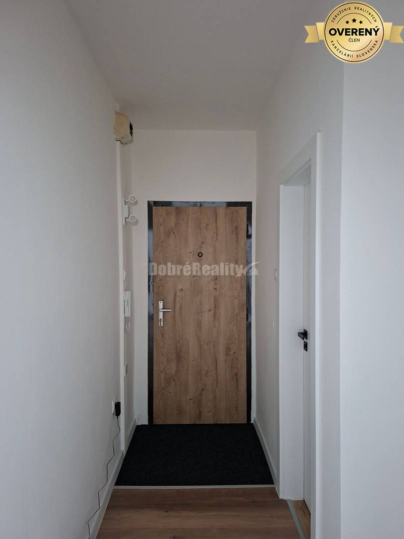 Prenájom: Dobré Reality ponúkajú slnečný 1-izbový byt po kompletnej re