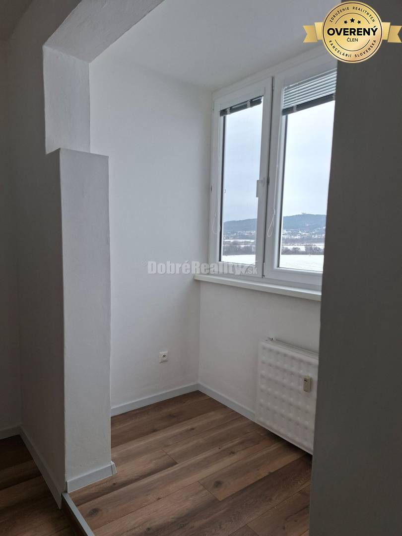 Prenájom: Dobré Reality ponúkajú slnečný 1-izbový byt po kompletnej re