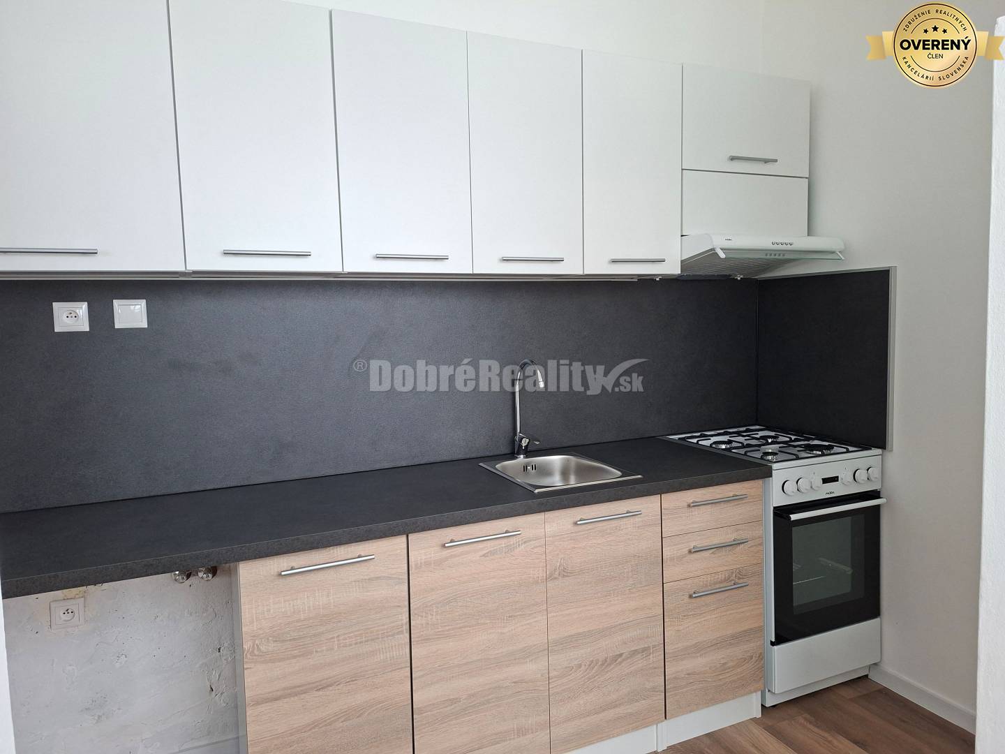 Prenájom: Dobré Reality ponúkajú slnečný 1-izbový byt po kompletnej re