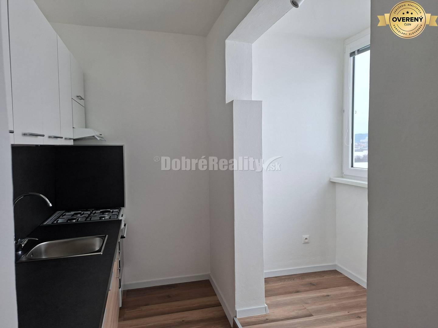 Prenájom: Dobré Reality ponúkajú slnečný 1-izbový byt po kompletnej re