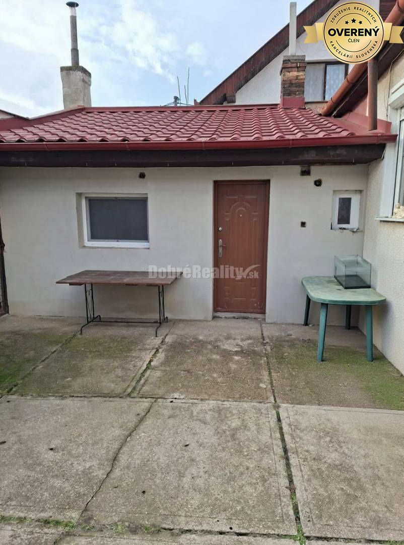 Predaj rodinného domu, ul. Považská, Nové Zámky !