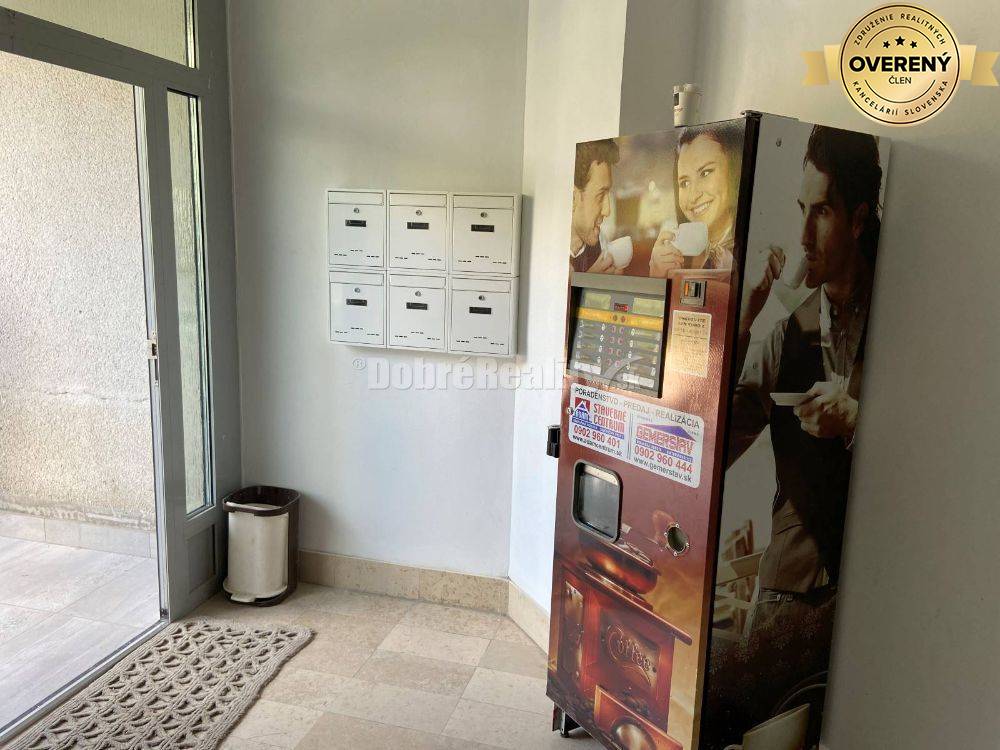 DOBRÉ REALITY ponúkajú prenájom peknej komerčnej miestnosti na kancelá