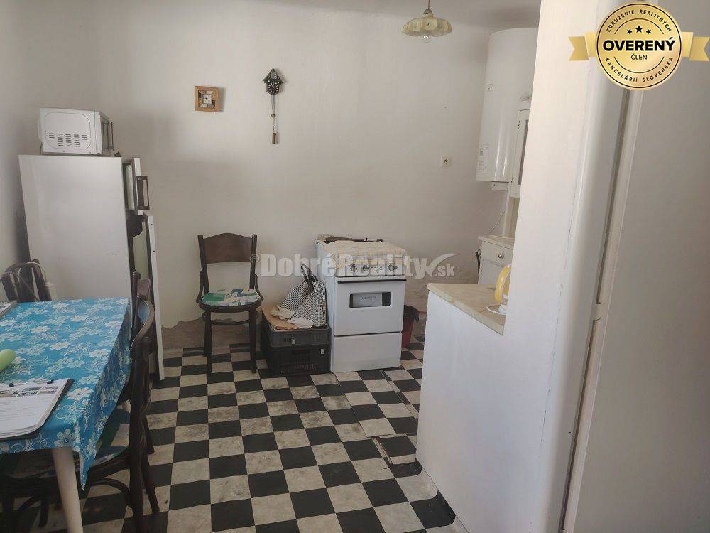 RK Dobré reality predáva dom s viničným domčekom v obci Bajtava